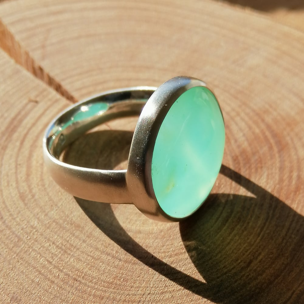 Image of Chrysoprase and sterling silver ring
