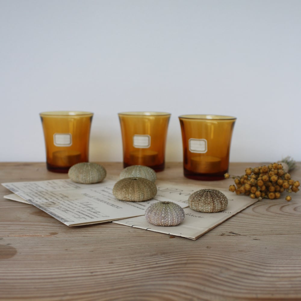 Image of Photophore en verre ambré vintage.