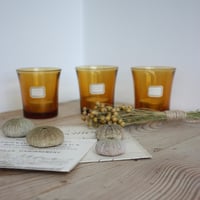 Image 4 of Photophore en verre ambré vintage.