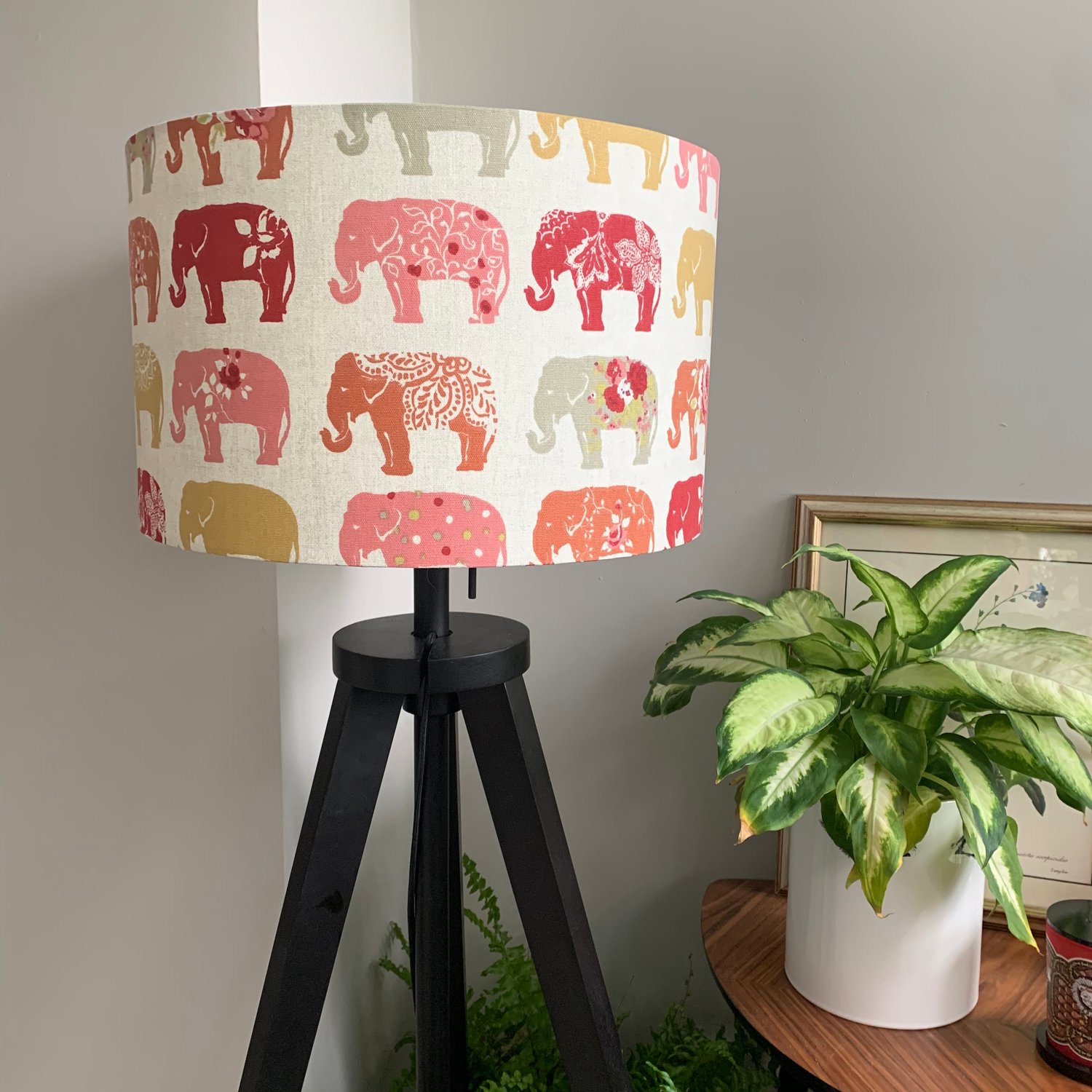 Image of Elephants Spice Shade