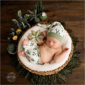Image of SALE !! Round Curly Blanket - Forest Green