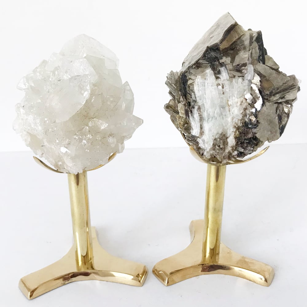 Image of Mica/Quartz no.76 + Brass Stand