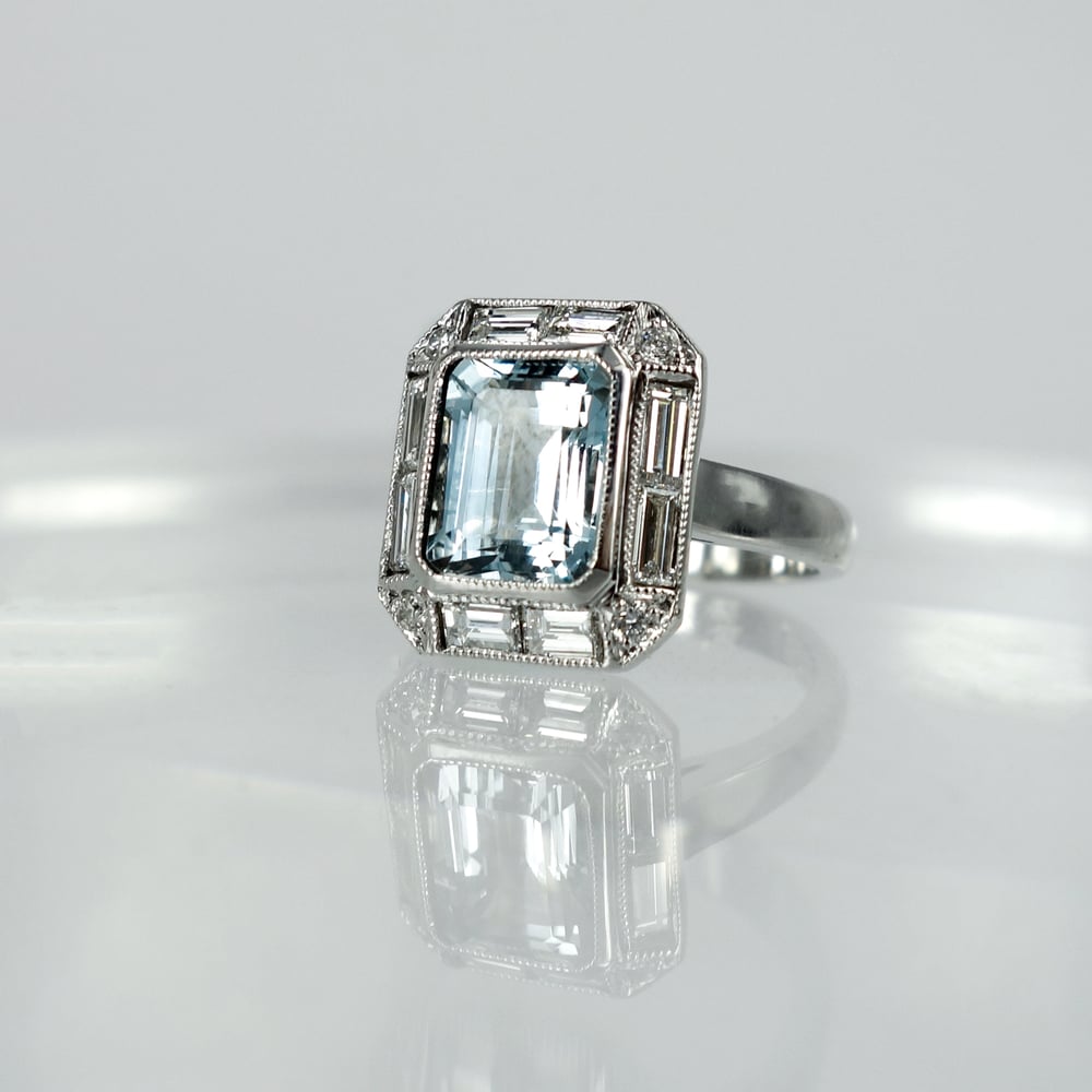 Image of pj5716 Art Deco Design Aquamarine Cocktail Ring