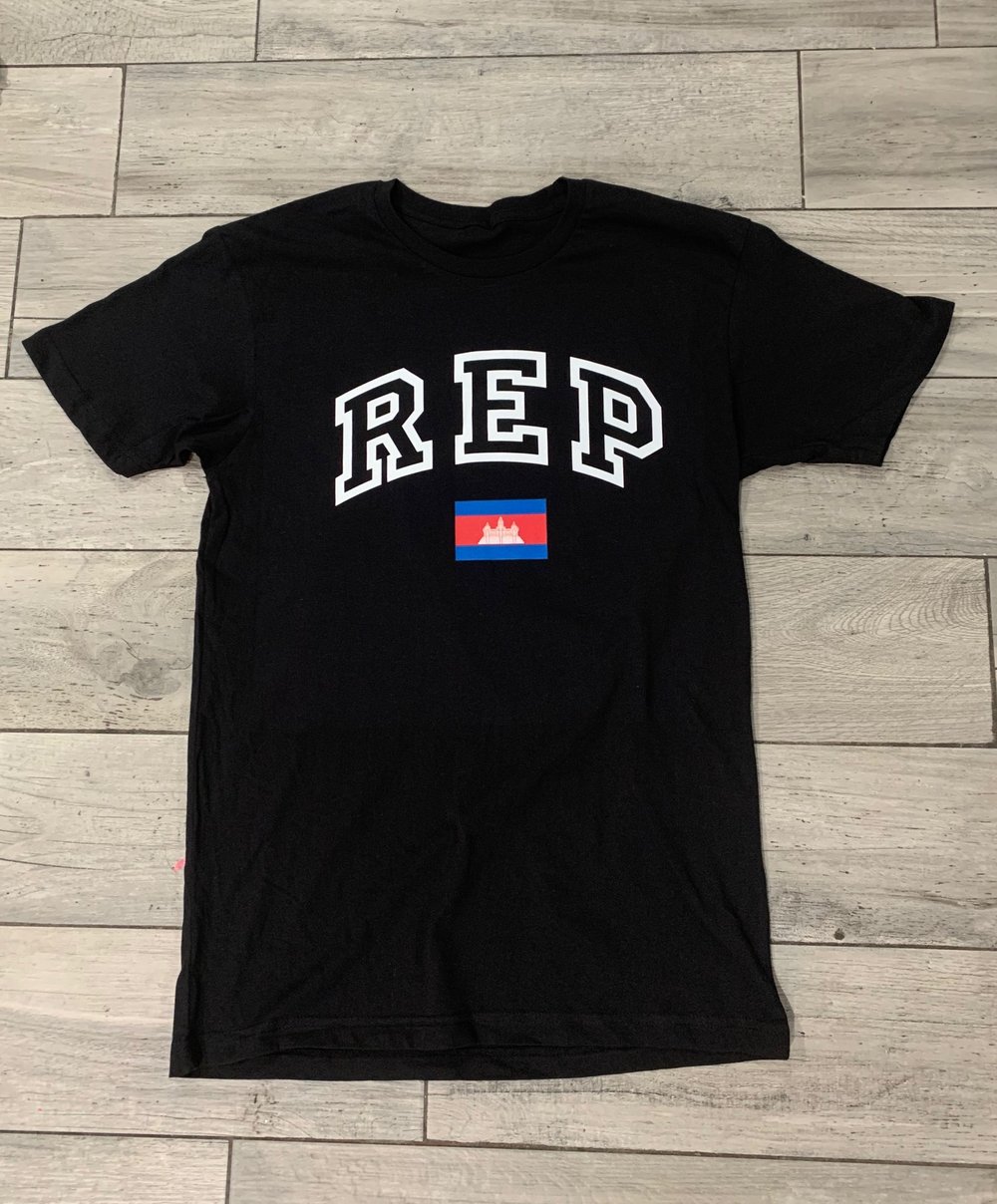 Image of COLLEGIATE REP FLAG TEE