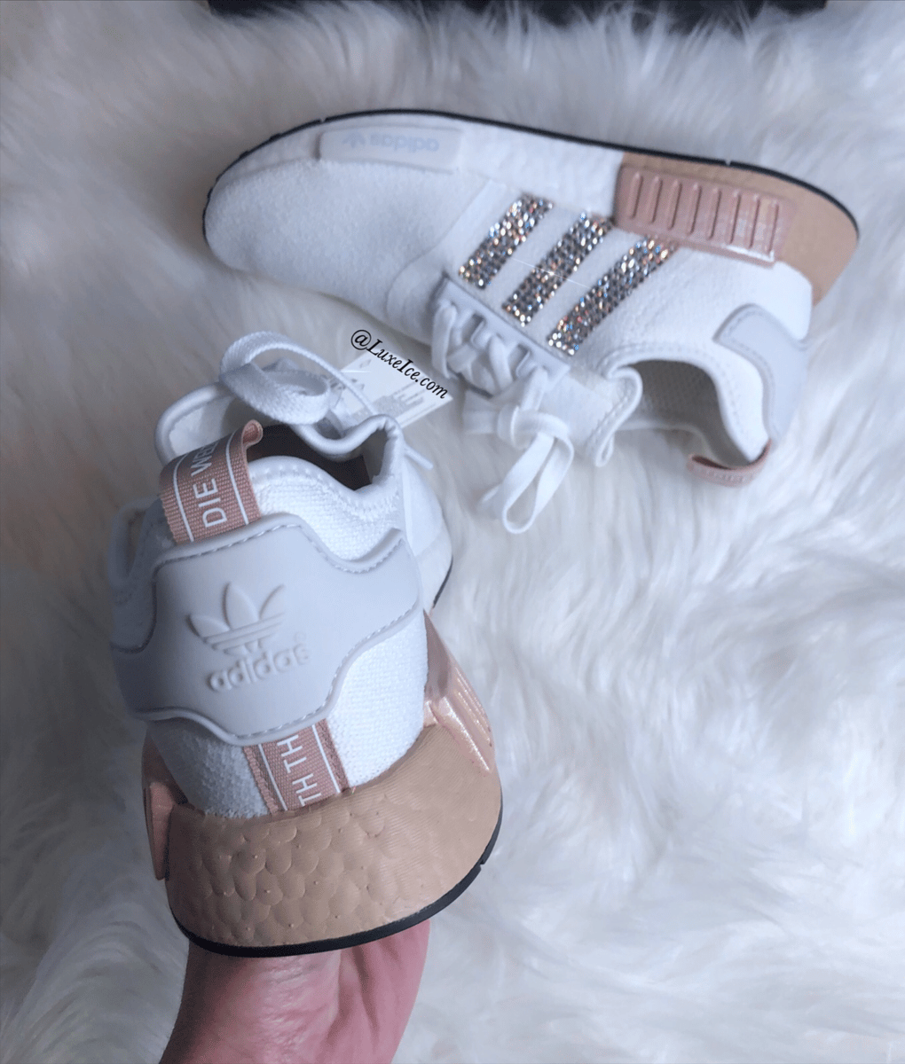 Women's nmd r1 casual outlet shoes white ash pearl