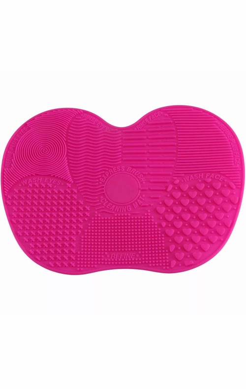 Image of TGLITZ makeup brush cleaner mat 🧚🏿♂️