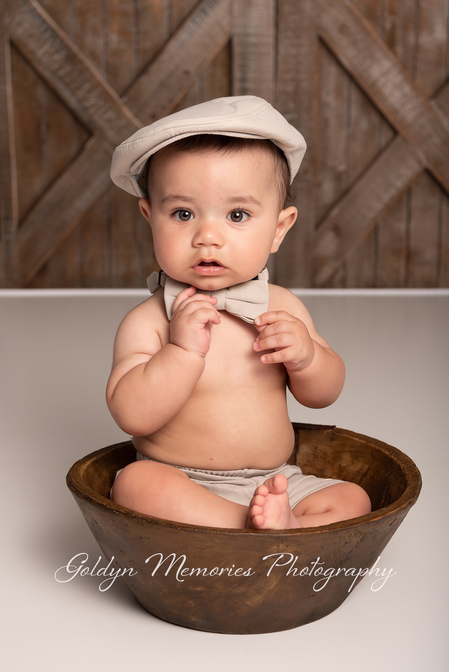 Image of 2025 Sitter Studio Photography Session Non-Refundable Deposit