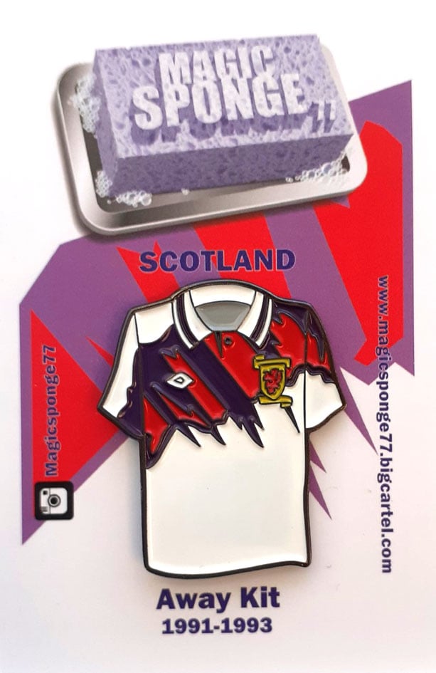 Image of Classic Scotland Away Kit Pin 1991-1993