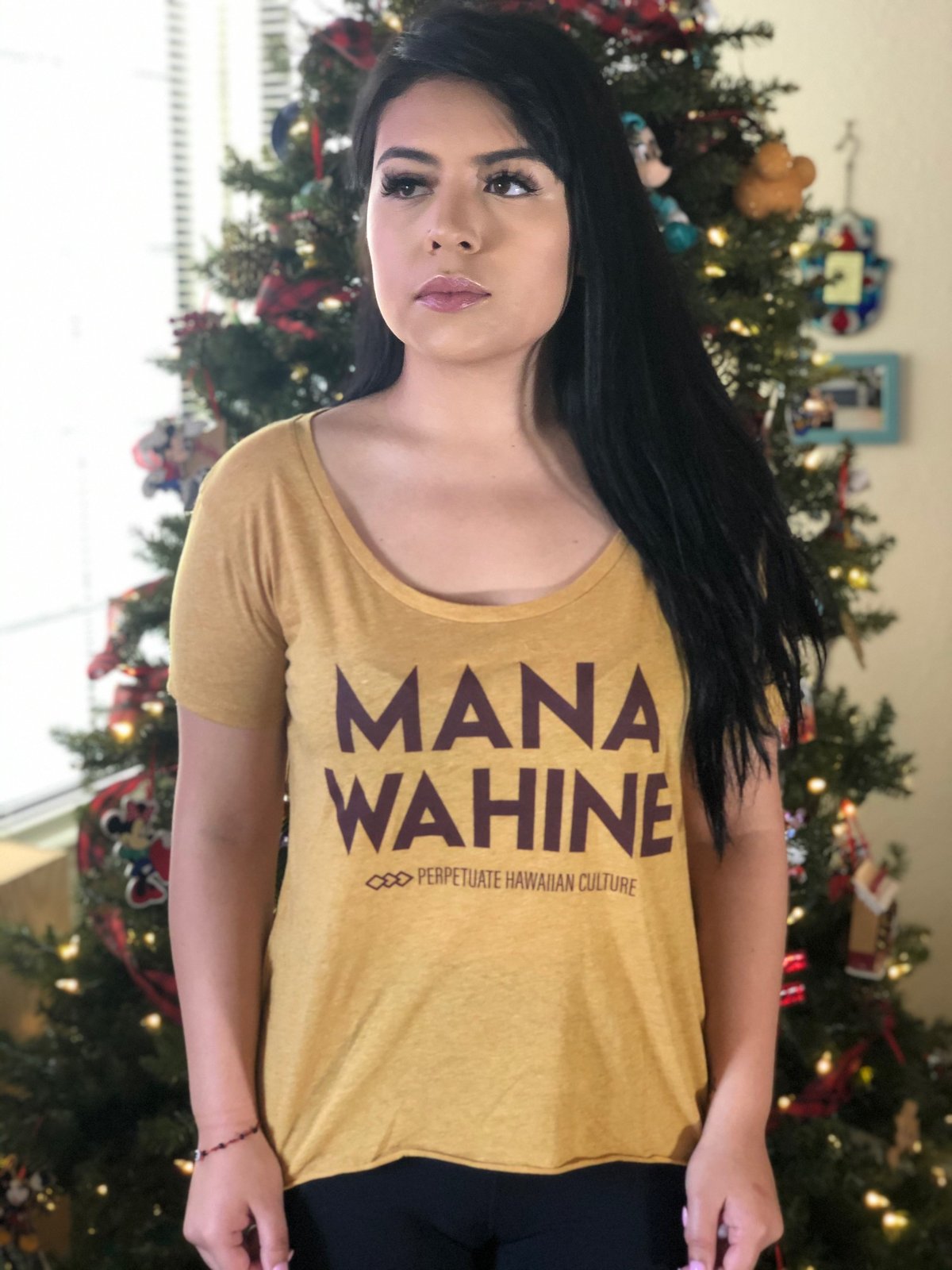 Image of Mana Wahine Women's Shirt (antique gold)