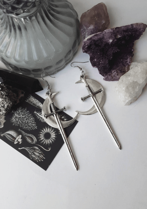 Image of NIGHT GODDESS EARRINGS