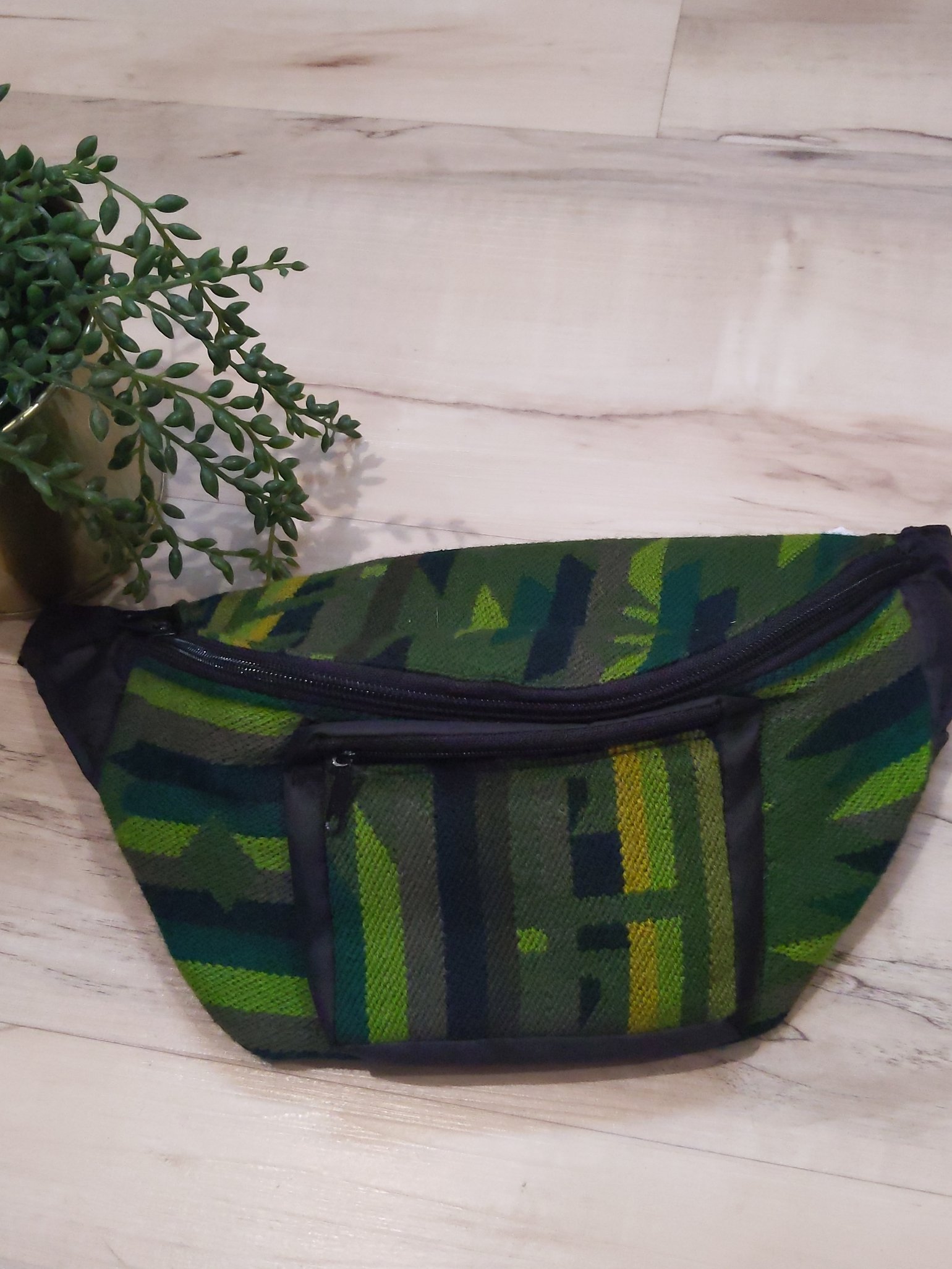 Image of Todo Verde Fanny