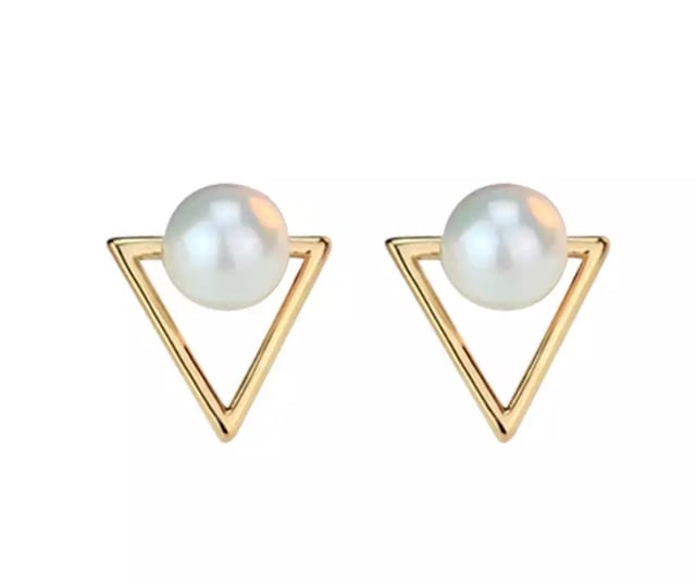 Image of Gold and Pearl Stud Earrings