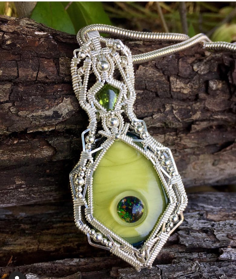 Image of Mike Bishop x BoOTs! Solo Avocado Pendant