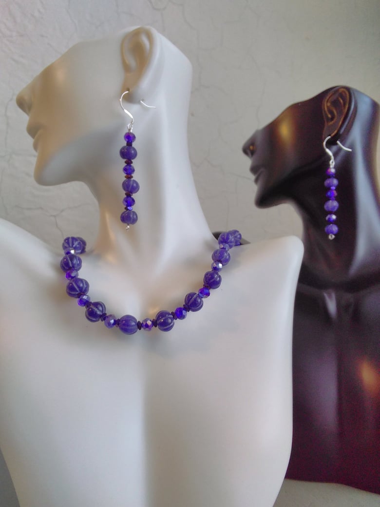 Image of NATURAL CARVED SAPPHIRE BEADED NECKLACE SET