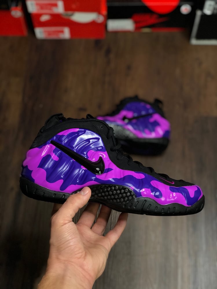 Image of Nike Air Foamposite Pro