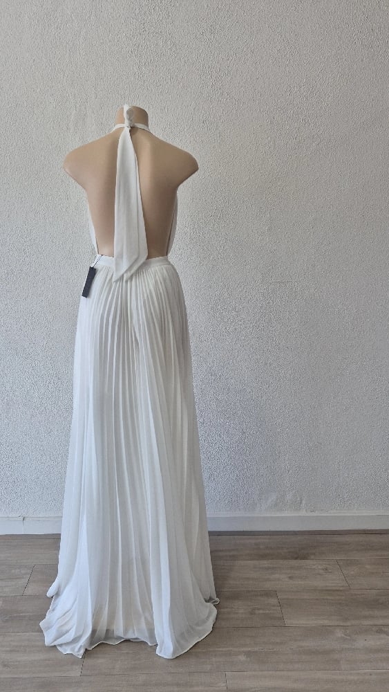 Halter Neck Dress. White. Size 6/8. By Lexi. | natasa Studio Halter Neck Dress. White. Size 6/8. By Lexi. | natasa Studio