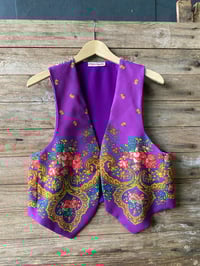 Image 2 of Chaleco feito a man. FOLIADA194. Talla M/L