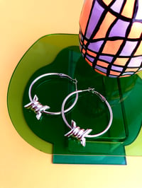 Image 4 of BASIC BARBED WIRE HOOPS