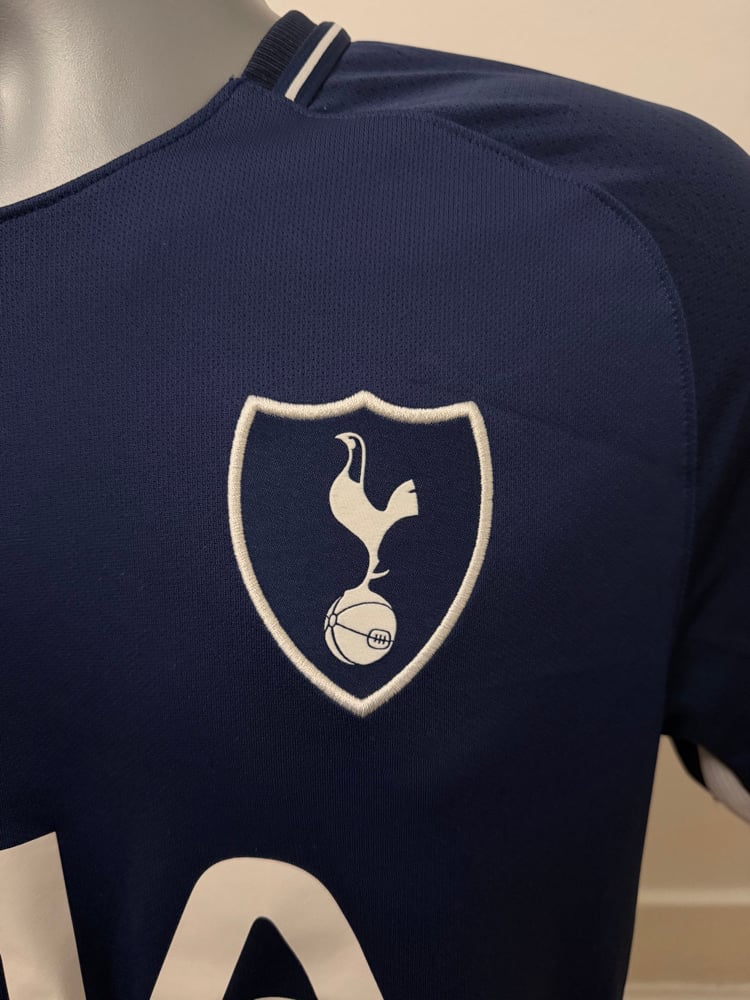 Image of PRE ORDER: Tottenham Hotspur “TRIPPIER 2” 2017/18 Away Shirt + PL patches (L)