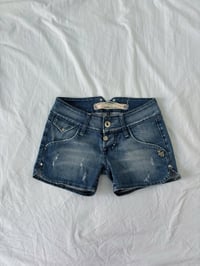 Image 1 of 00s Low shorts // 34 