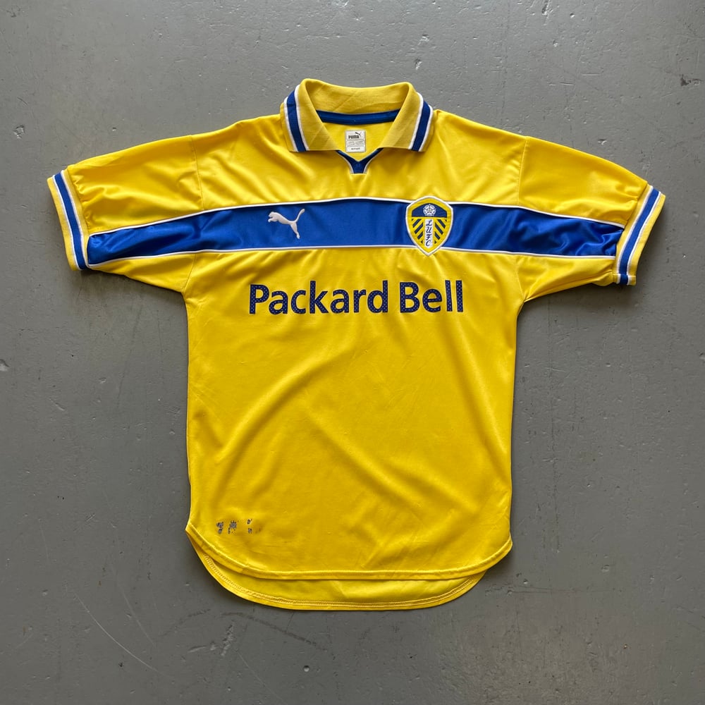 Image of 99/00 Leeds third shirt size small 