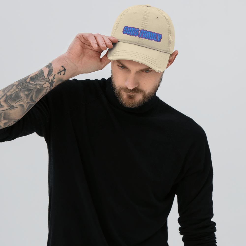 EMBROIDERED FAMILY COLORS DISTRESSED HAT
