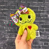 PEANUT- Whoville Sweetie