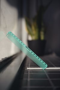 Image 2 of Every day comb