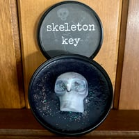 Image 4 of Skeleton Key Soy Candle
