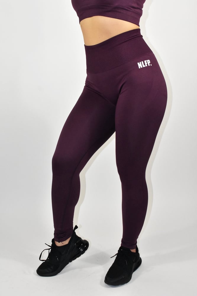 Image of VICTORIA SEAMLESS LEGGINGS DARK PURPLE