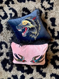 Image 18 of Pink Velvet Swallow Patch Cushion With Gold or black Fringe