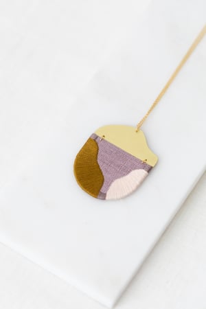 Image of INGEL pendant in Lilac with Olive and Blush 