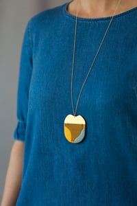 Image 3 of INGEL pendant in Ginger with Mustard and Steel
