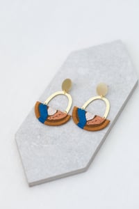 Image 1 of OLSEN earrings in Tobacco with Blue and Tan