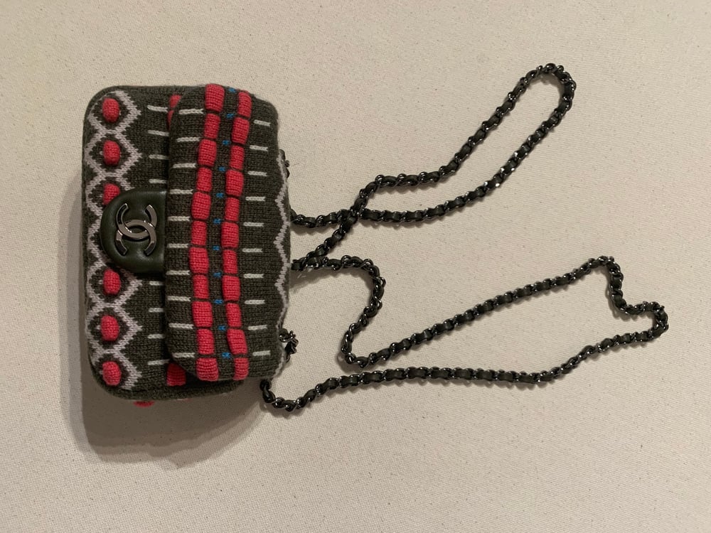 Image of CHANEL KNITTED MINI BAG