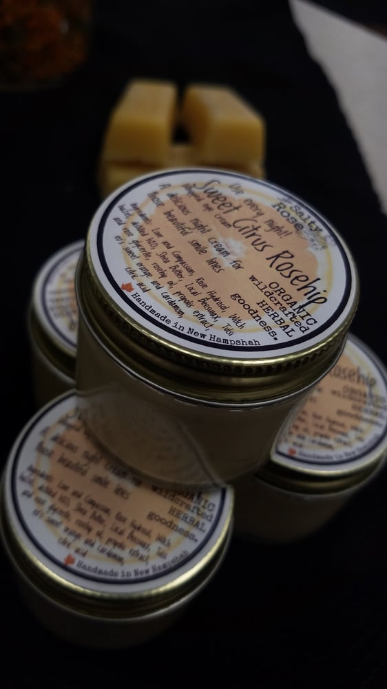 Image of Sweet Citrus Rosehip whipped eyecream