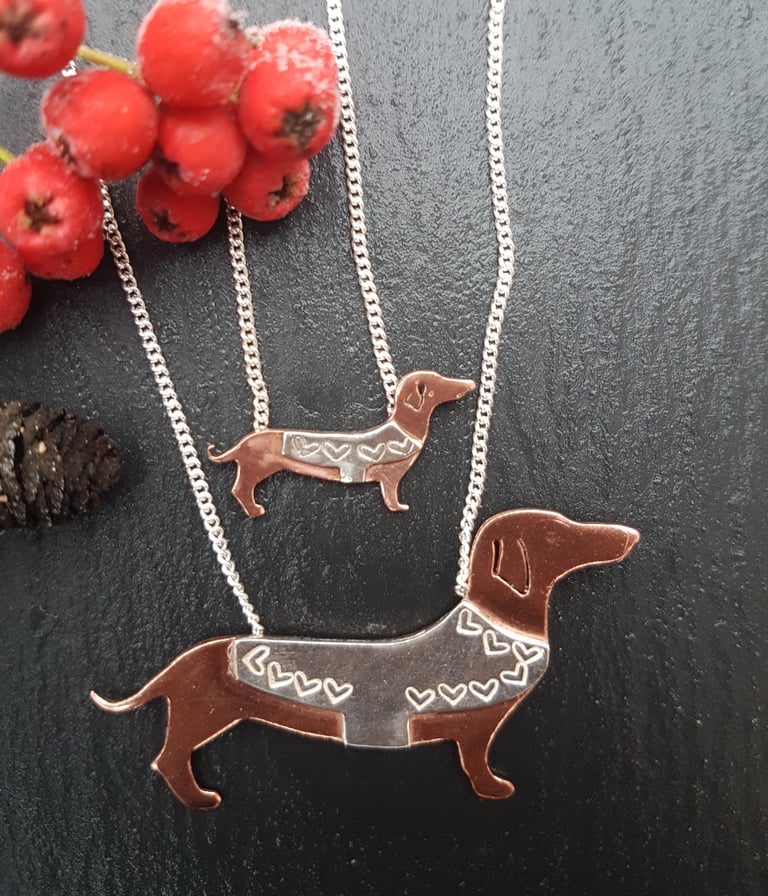 Little Dachshund Necklace Image 5
