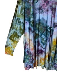Image 4 of 3X PLUS Jersey Knit Open Cardigan in Appalachian Sunset Ice Dye