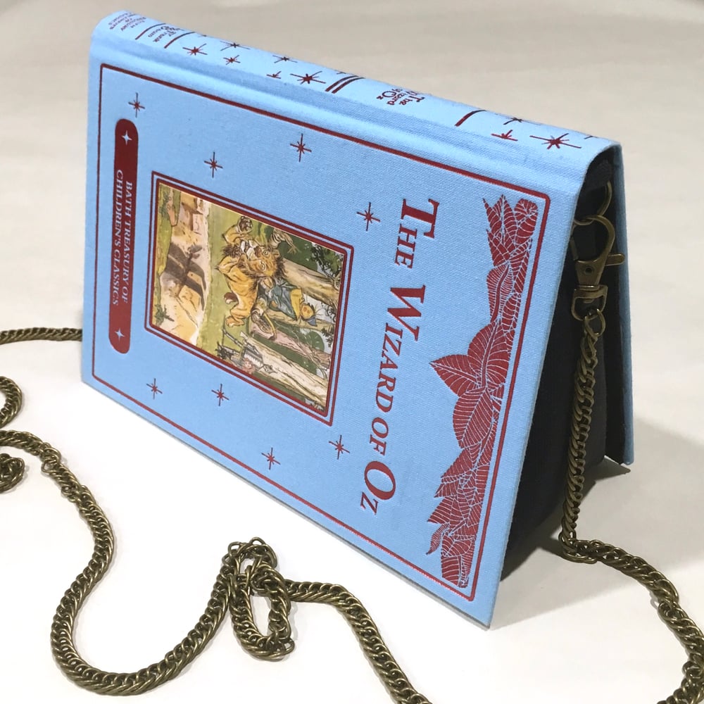 Image of Wizard of Oz book purse