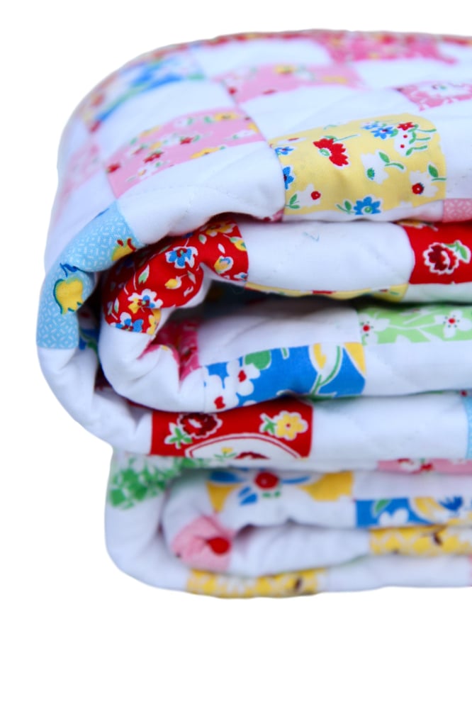 Image of Sugar Sack Baby Quilt & Cuddle Blankie