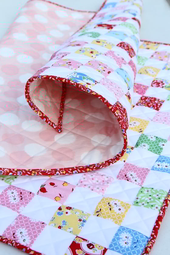 Image of Sugar Sack Baby Quilt & Cuddle Blankie