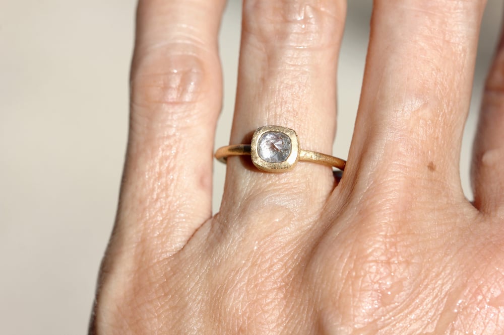 Image of Rose cut grey engagement ring. 18k. Françoise
