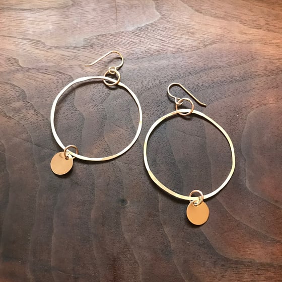 Image of Gold dancing earrings