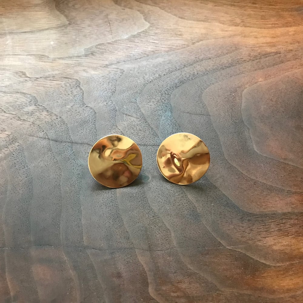 Image of Small gold reflective pool earrings