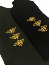 Image 3 of Bee’s on green T-shirt