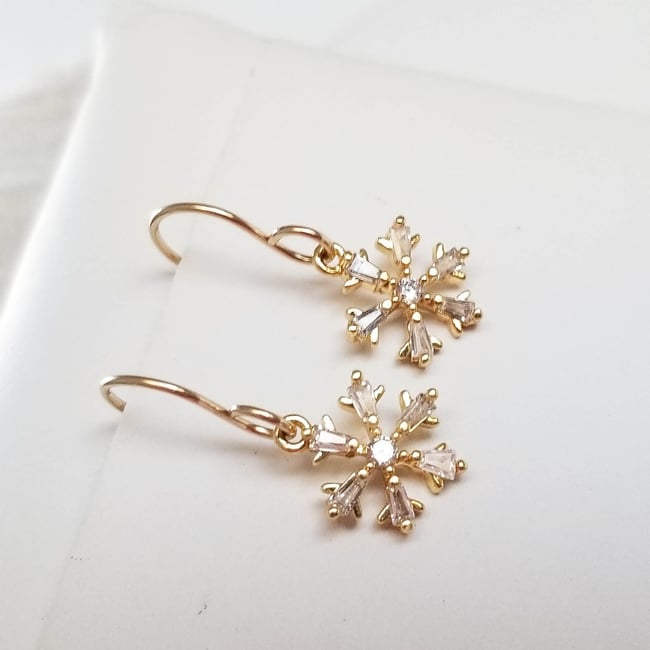 Simple Golden Snowflake Earrings