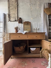 Image 7 of L’ancien meuble de toilette
