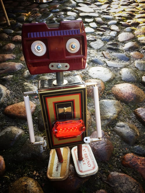 Image of Flakey and Nudge