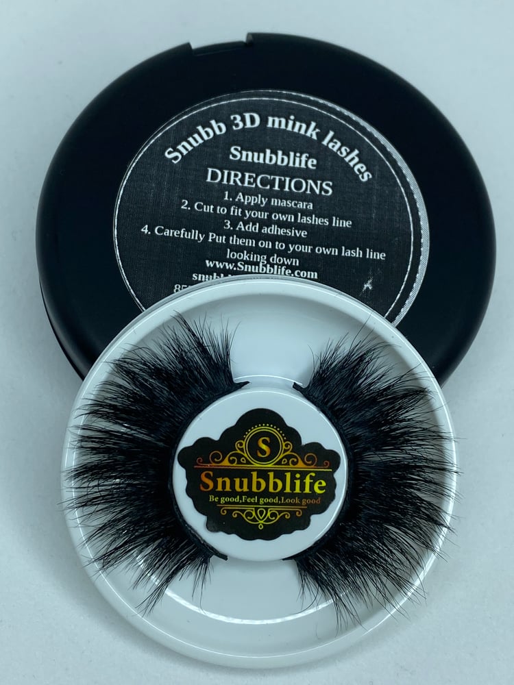 Image of Neka Mink lashes 