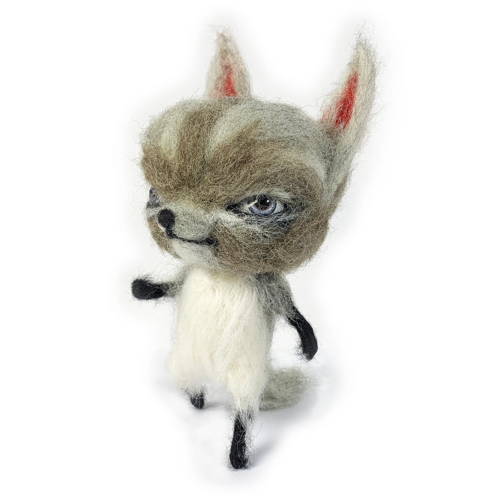 Image of Bark and Howl (Wool Sculpture)
